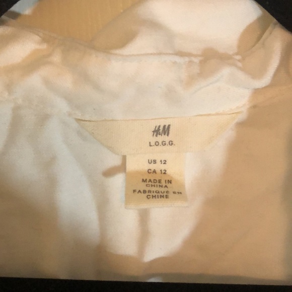 White blouse - Picture 2 of 2